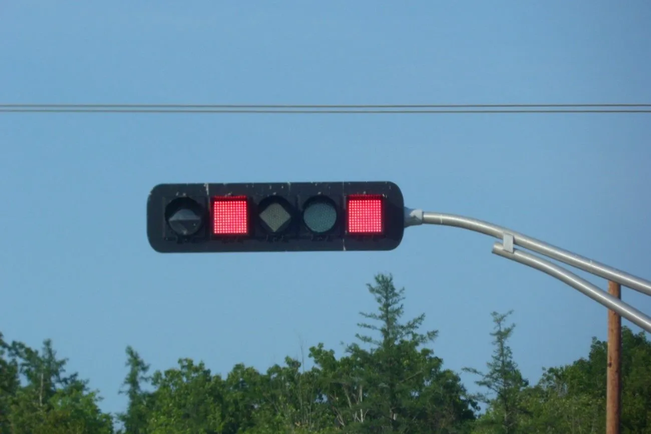 6. The Traffic Signals Display Distinct Shapes.jpg?format=webp
