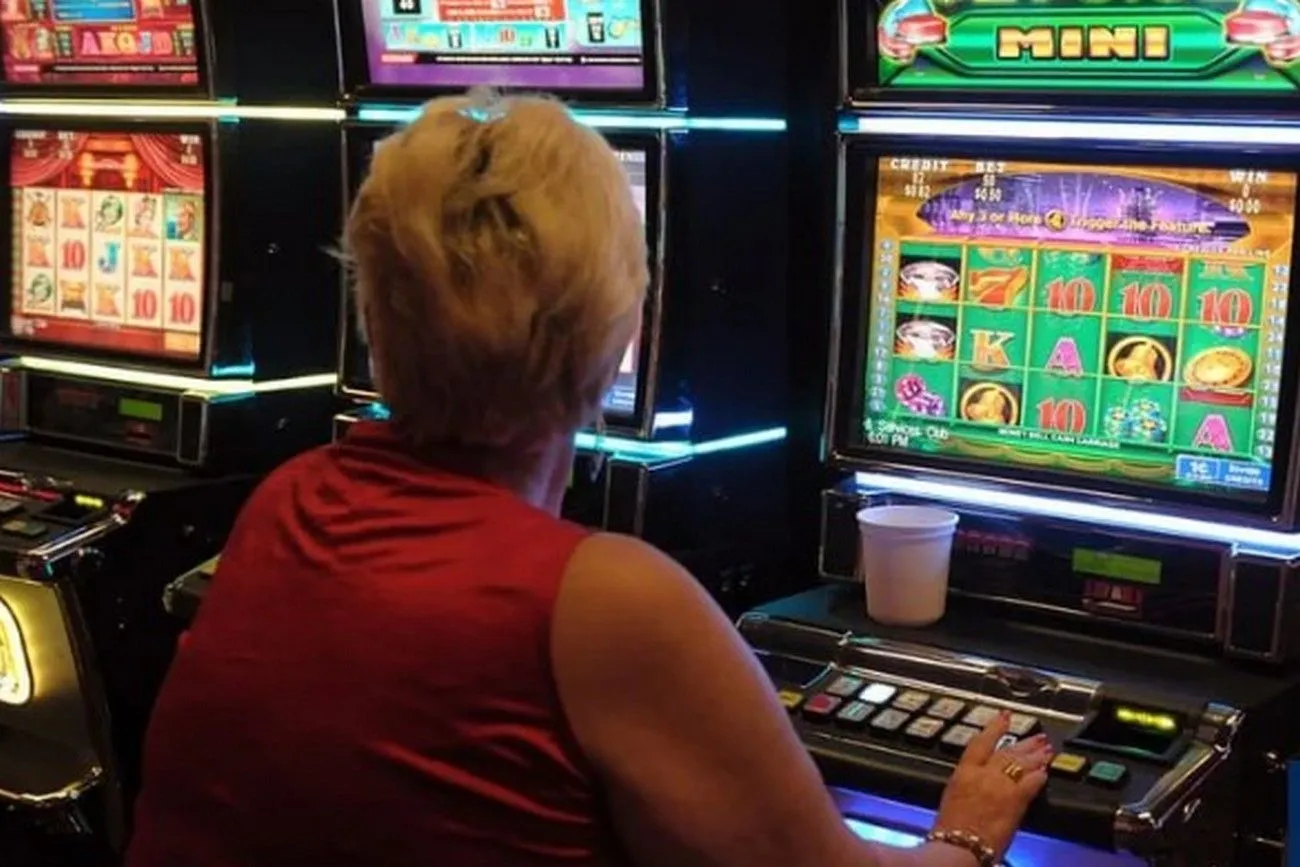 Gambling Australians.jpg?format=webp