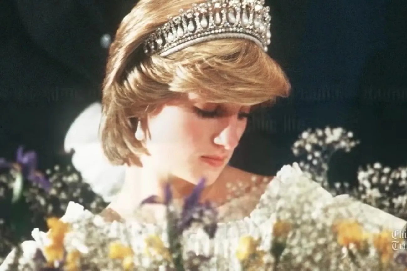 Princess Diana hated wearing tiaras!.jpg?format=webp